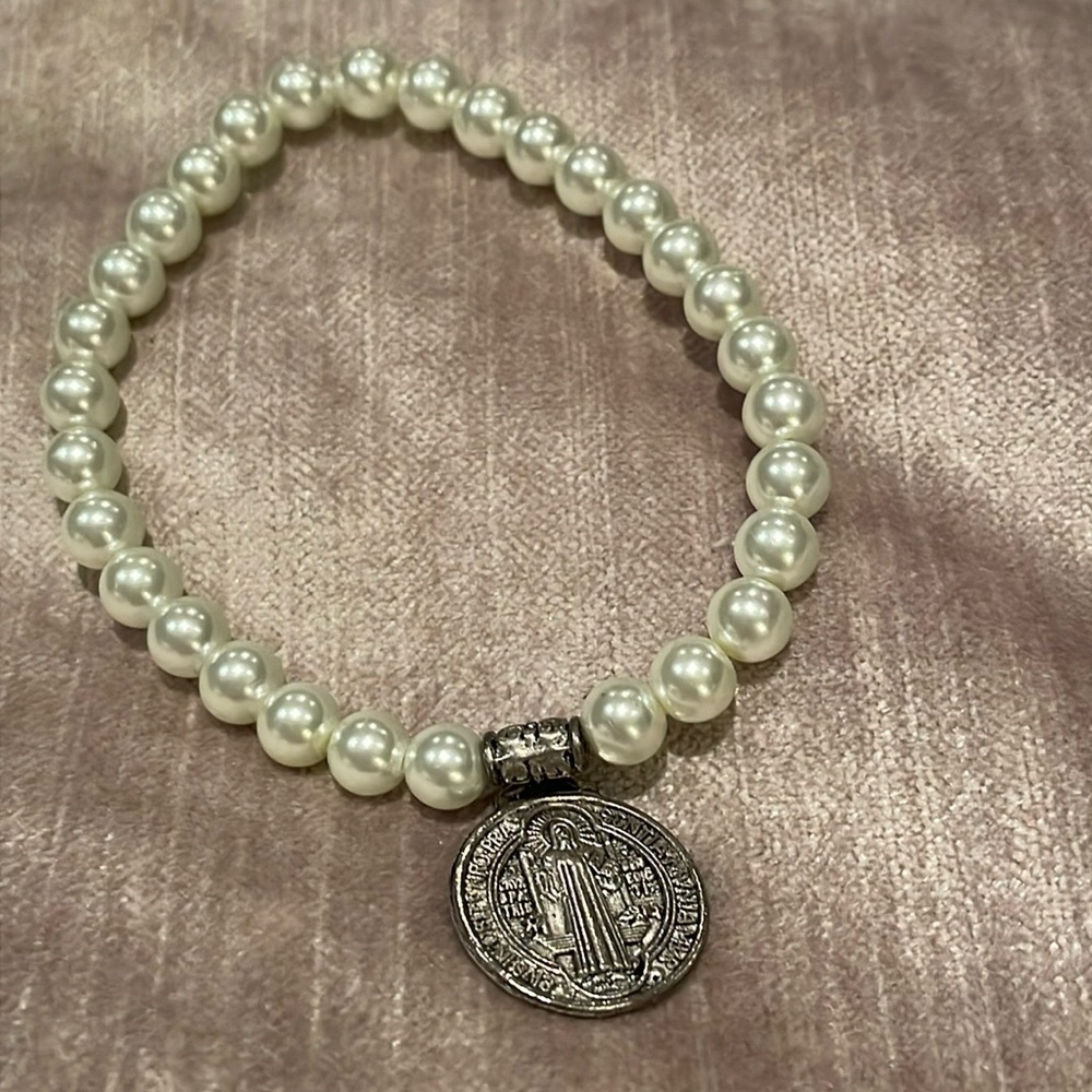 St. Benedict Faux Pearl Bracelet Charm Metal Catholic Byzantine Stretch 7-9”